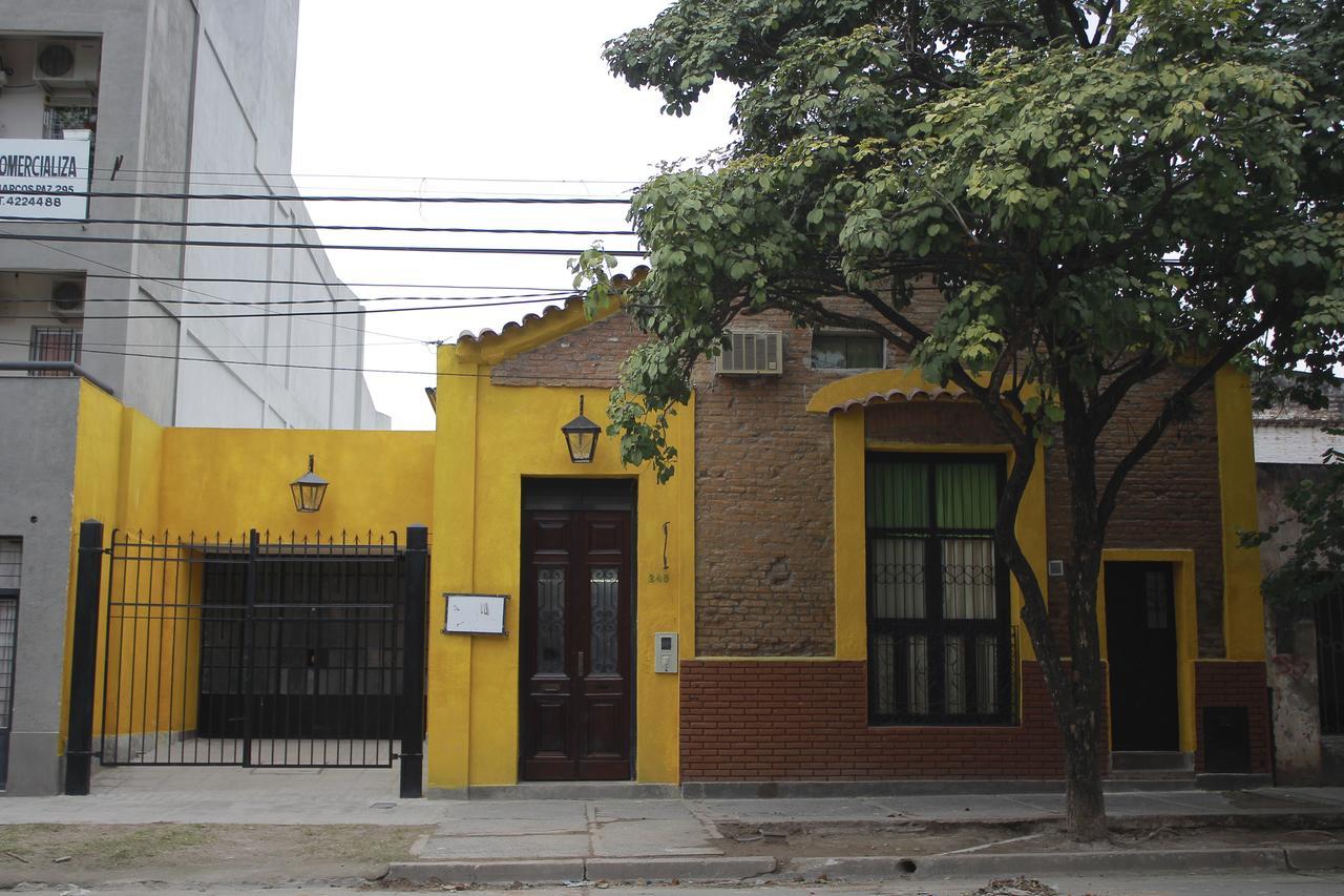 San Miguel de Tucumán Hostal El Tucu Tucuc מראה חיצוני תמונה